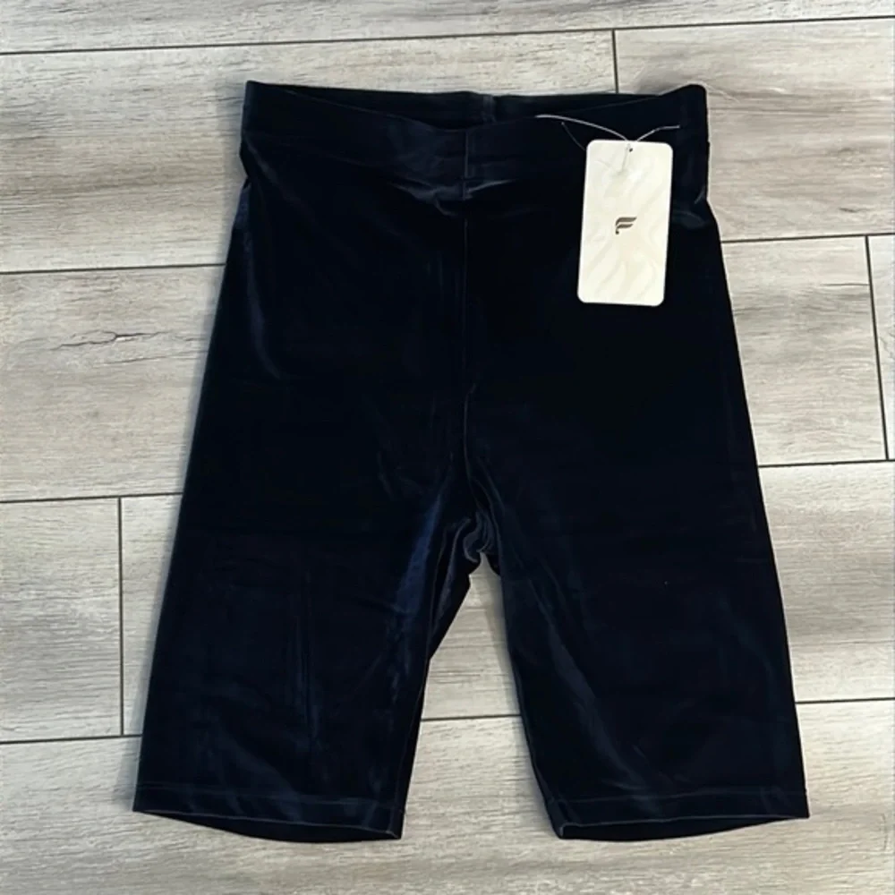 Fabletics high waisted velour bike shorts size medium navy